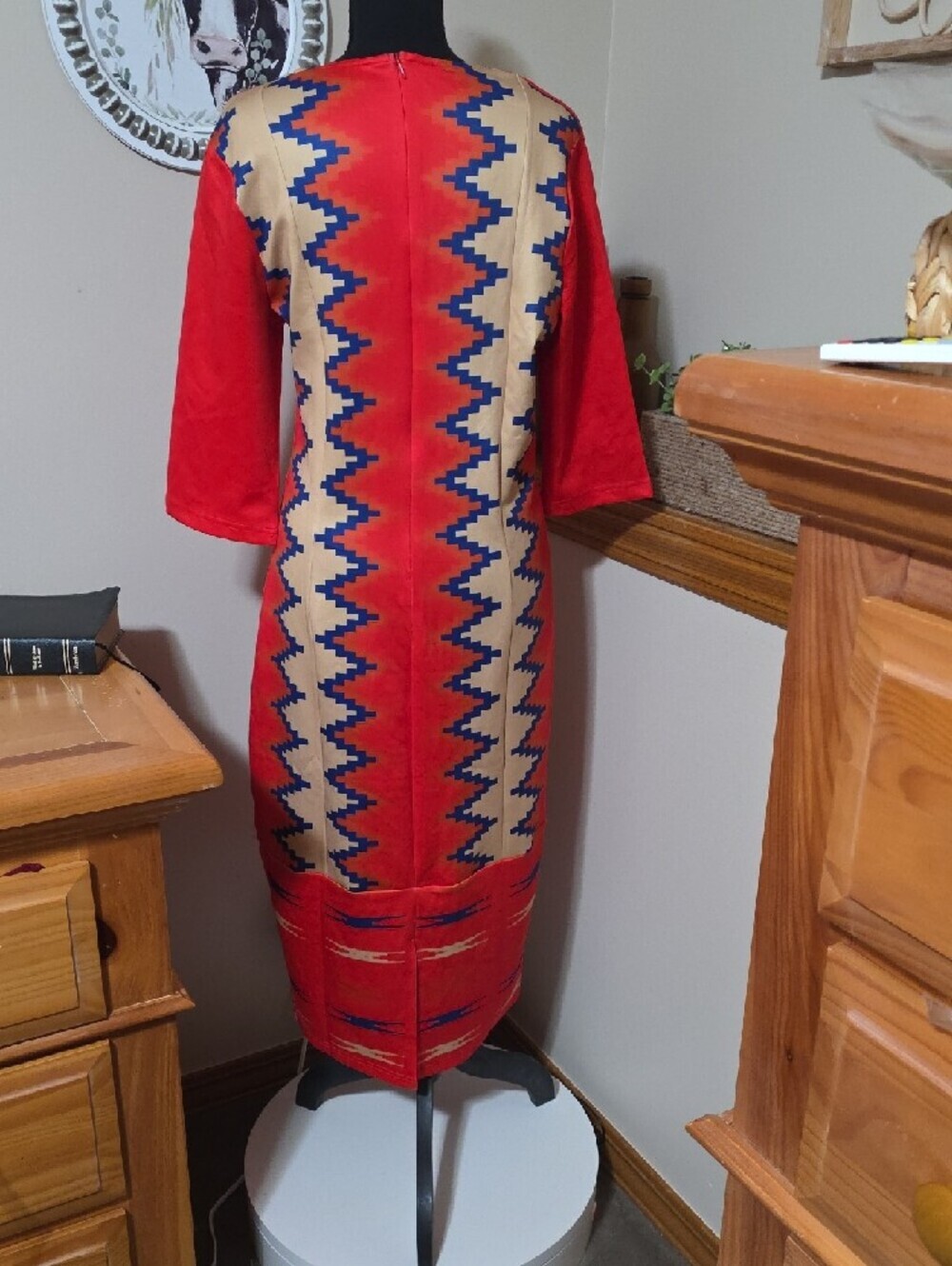 Red Patterned Midi Dress - Picture 5 of 11